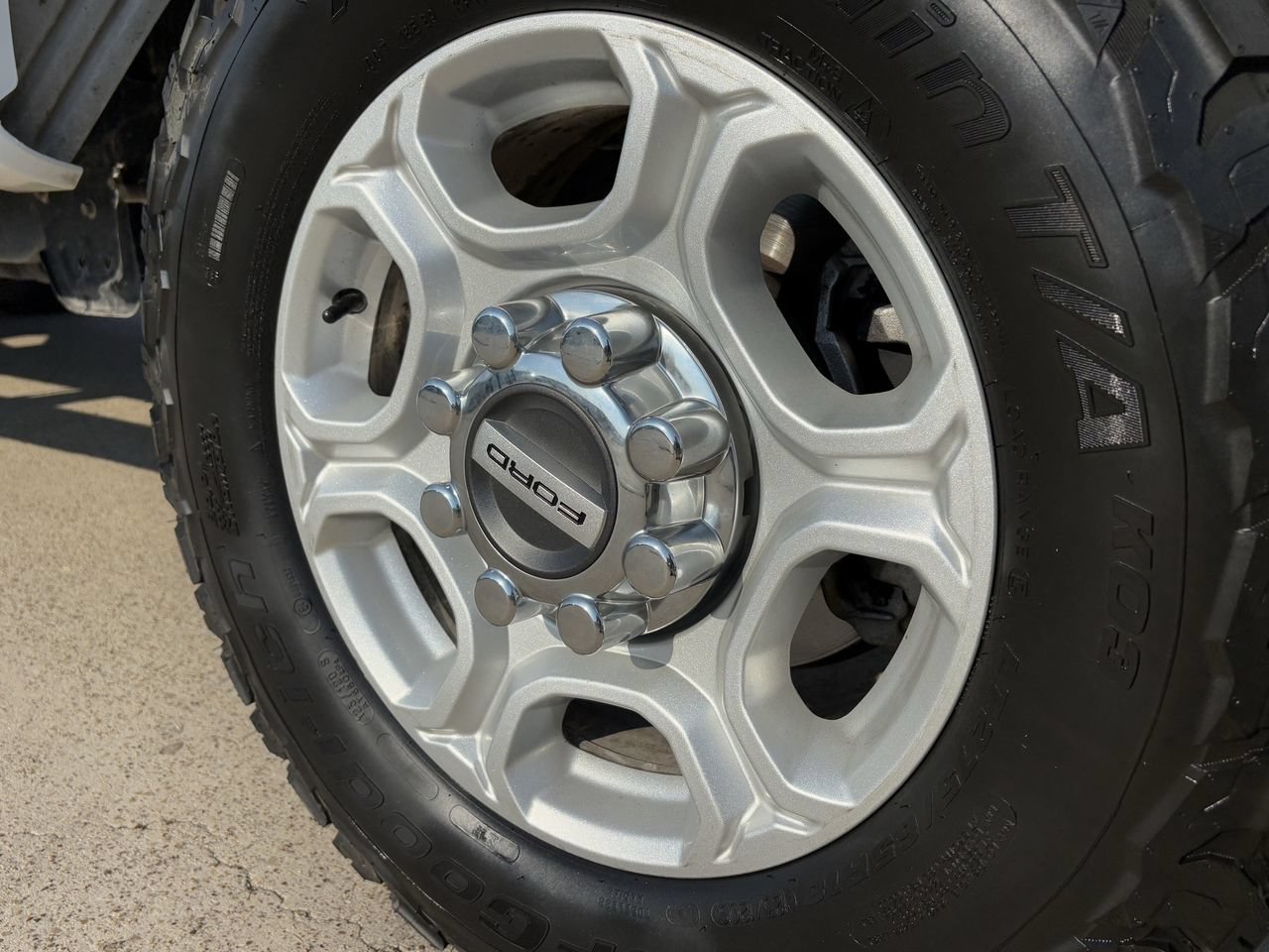 Certified 2025 Ford F250 XLT AWD/4WD image 11