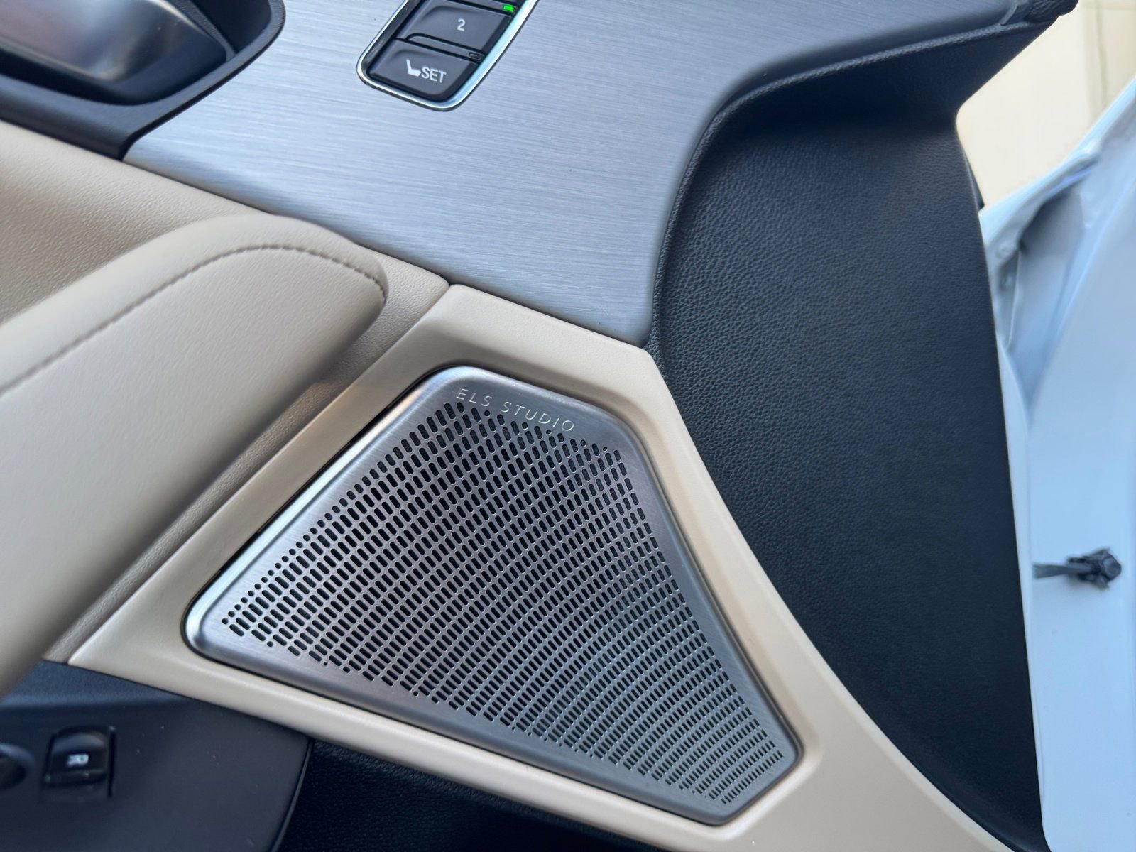 Used 2021 Acura TLX w/ Technology Package image 18