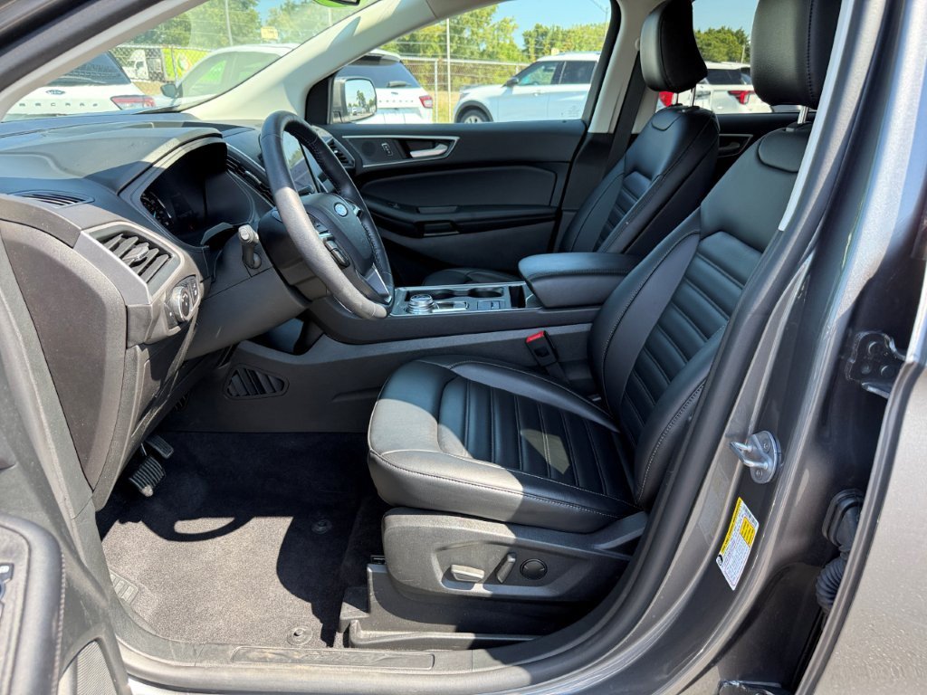 Certified 2023 Ford Edge SEL w/ Convenience Package AWD/4WD image 13
