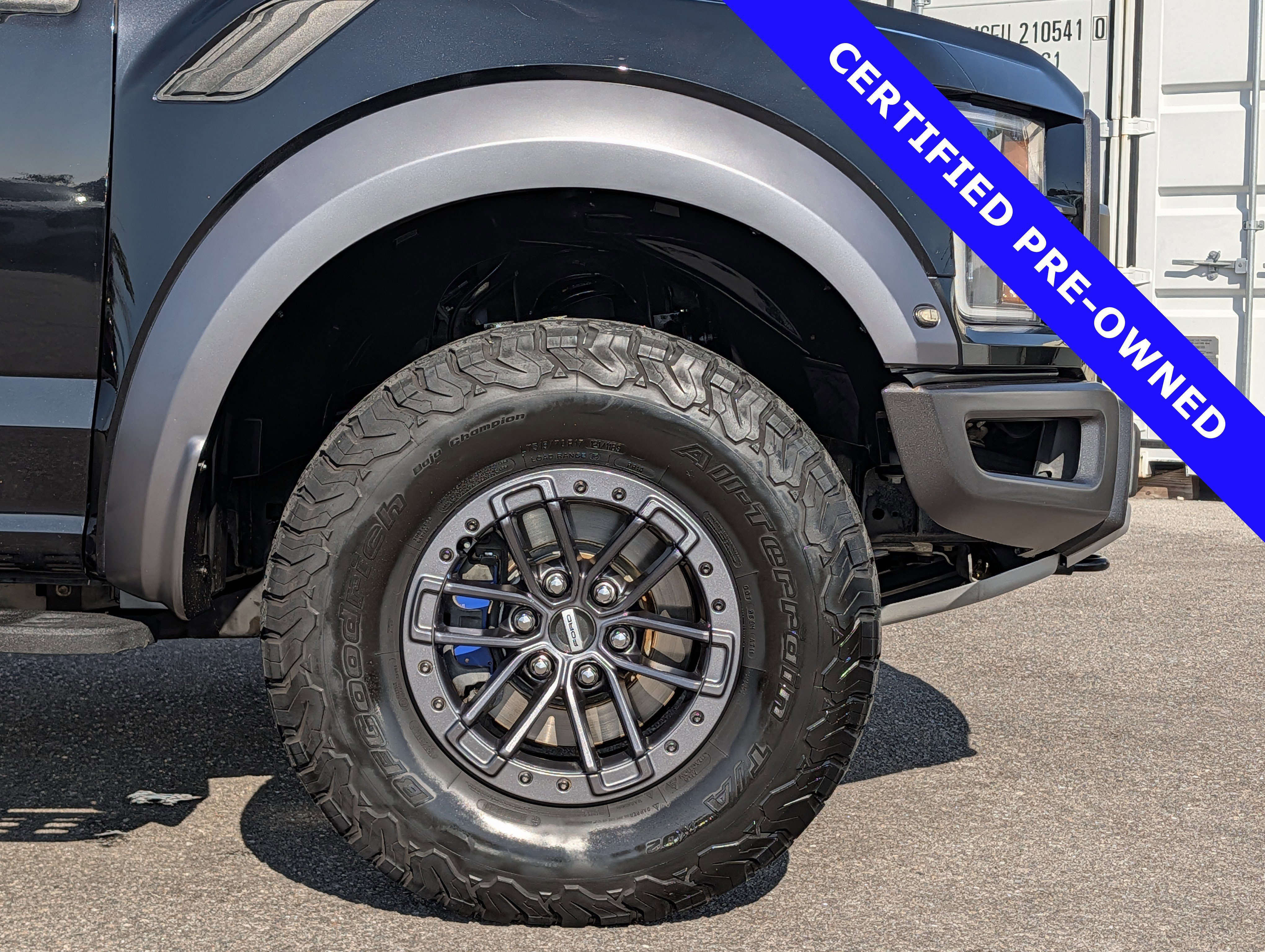 Certified 2019 Ford F150 Raptor w/ Equipment Group 802A Luxury image 12
