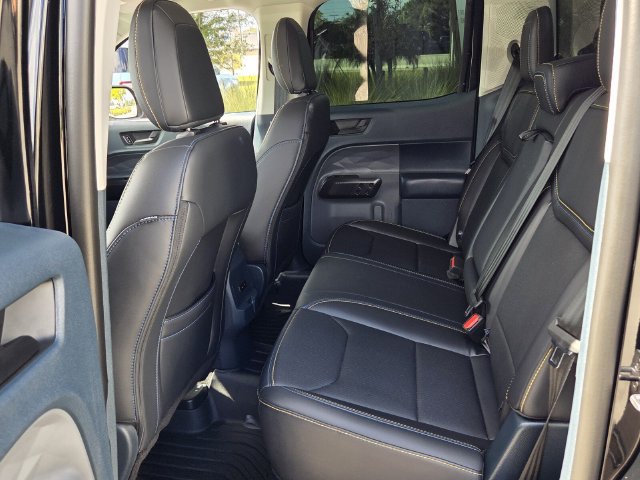 Certified 2025 Ford Maverick Lobo AWD/4WD image 13