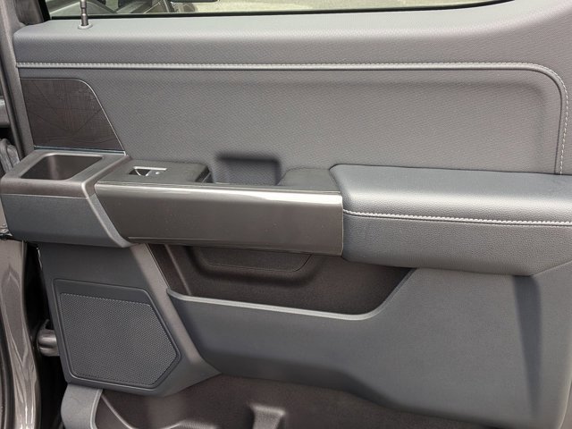 Certified 2022 Ford F150 XLT w/ Equipment Group 302A High image 33