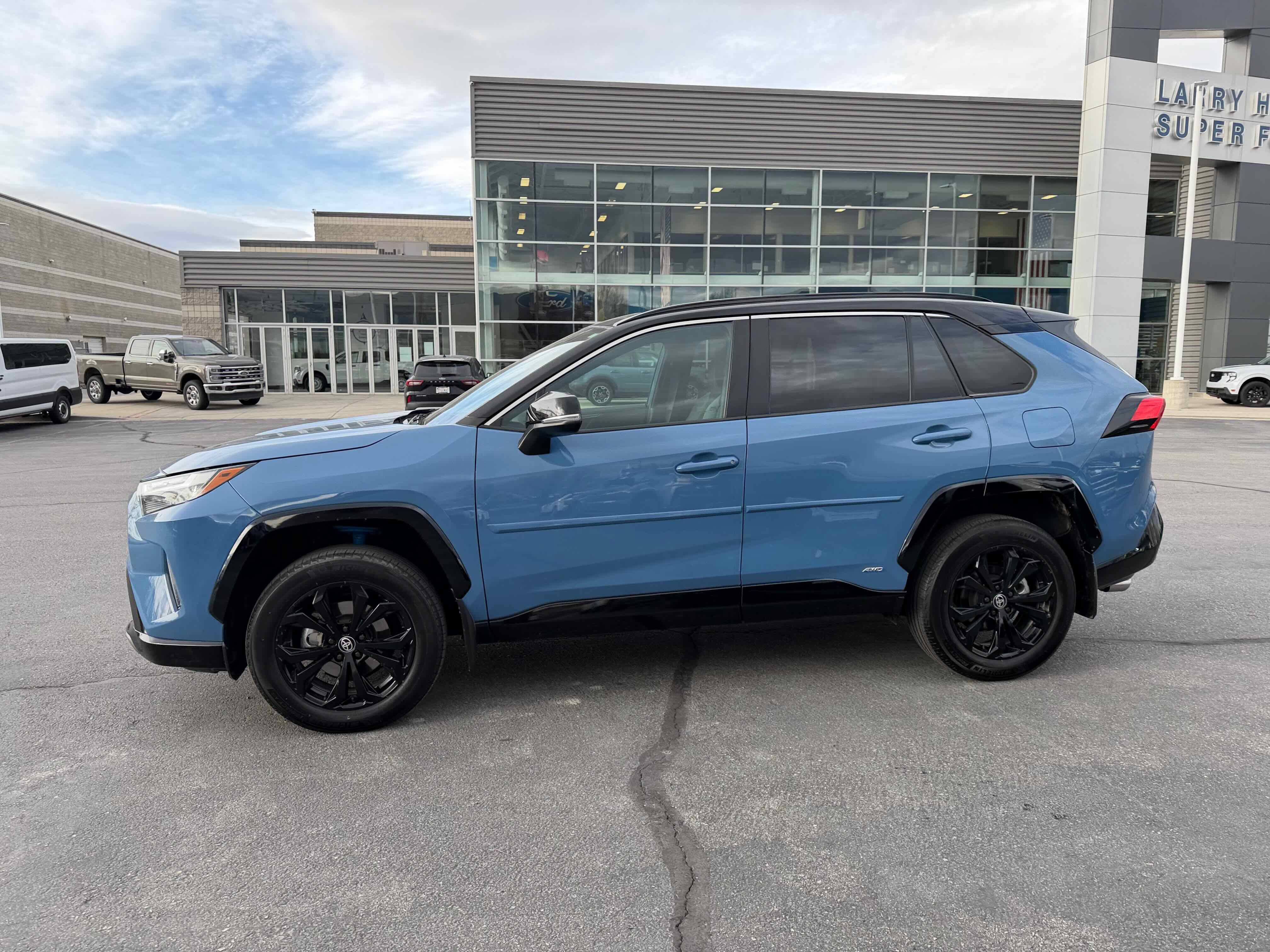 Used 2024 Toyota RAV4 XSE w/ Weather Package image 2