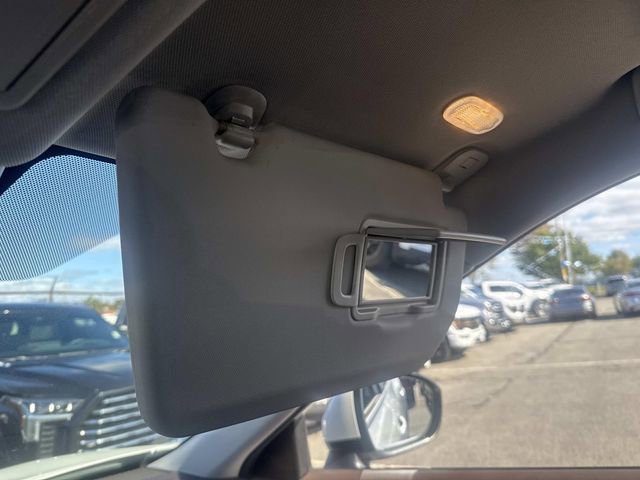 Used 2023 Nissan Rogue SV FWD image 26