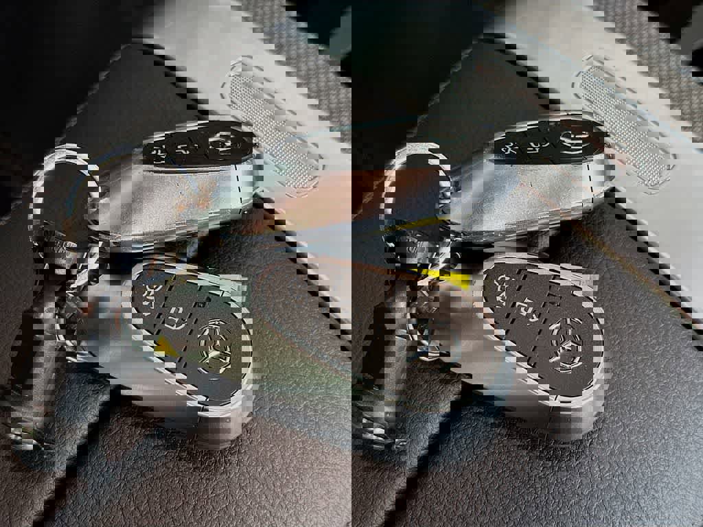 Used 2022 Mercedes-Benz C 300 4MATIC Sedan image 24