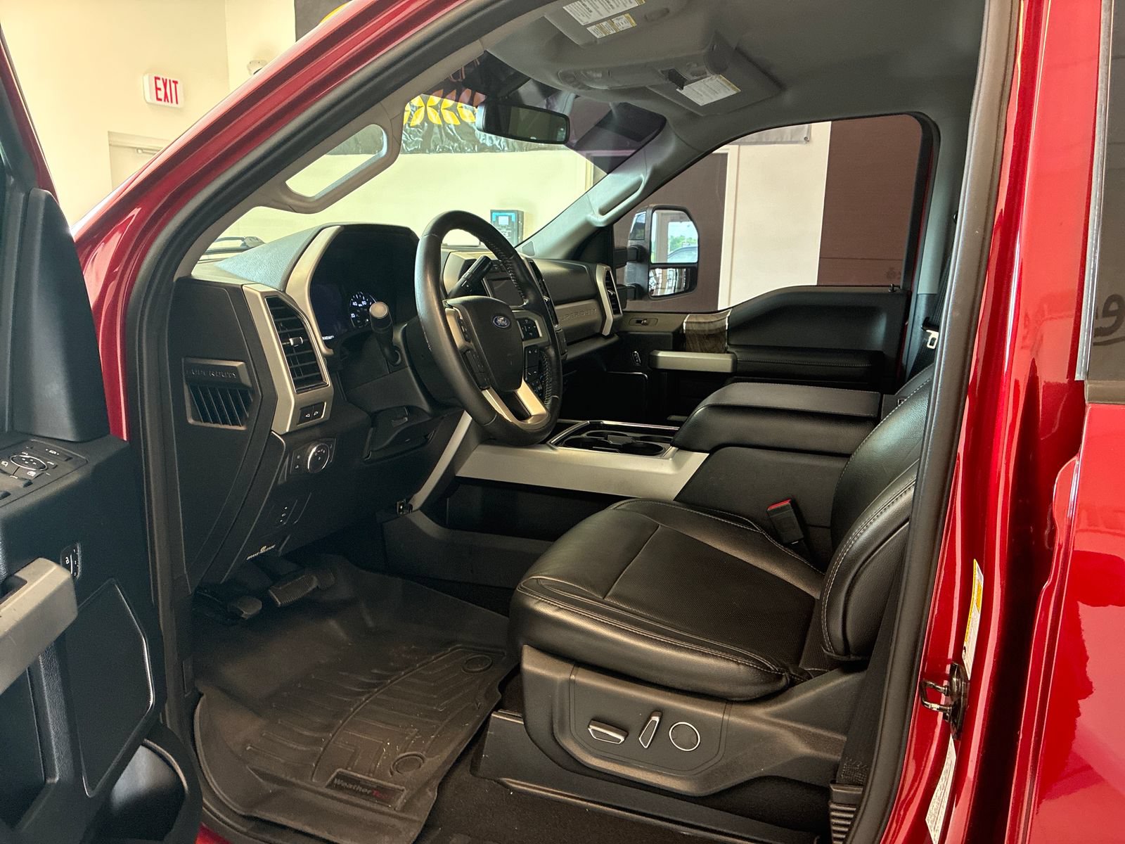 Certified 2019 Ford F250 Lariat AWD/4WD image 10