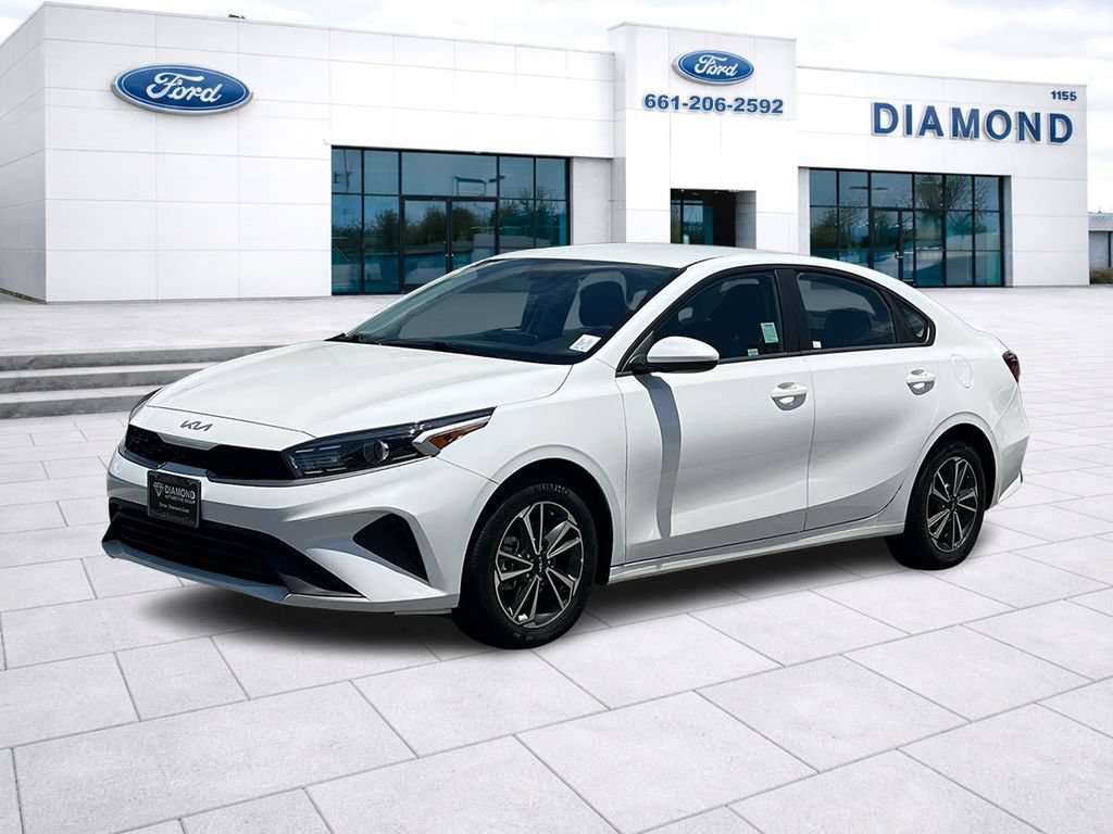 Used 2024 Kia Forte LXS FWD image 1