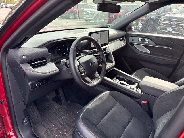 Certified 2025 Ford Explorer ST AWD/4WD image 9