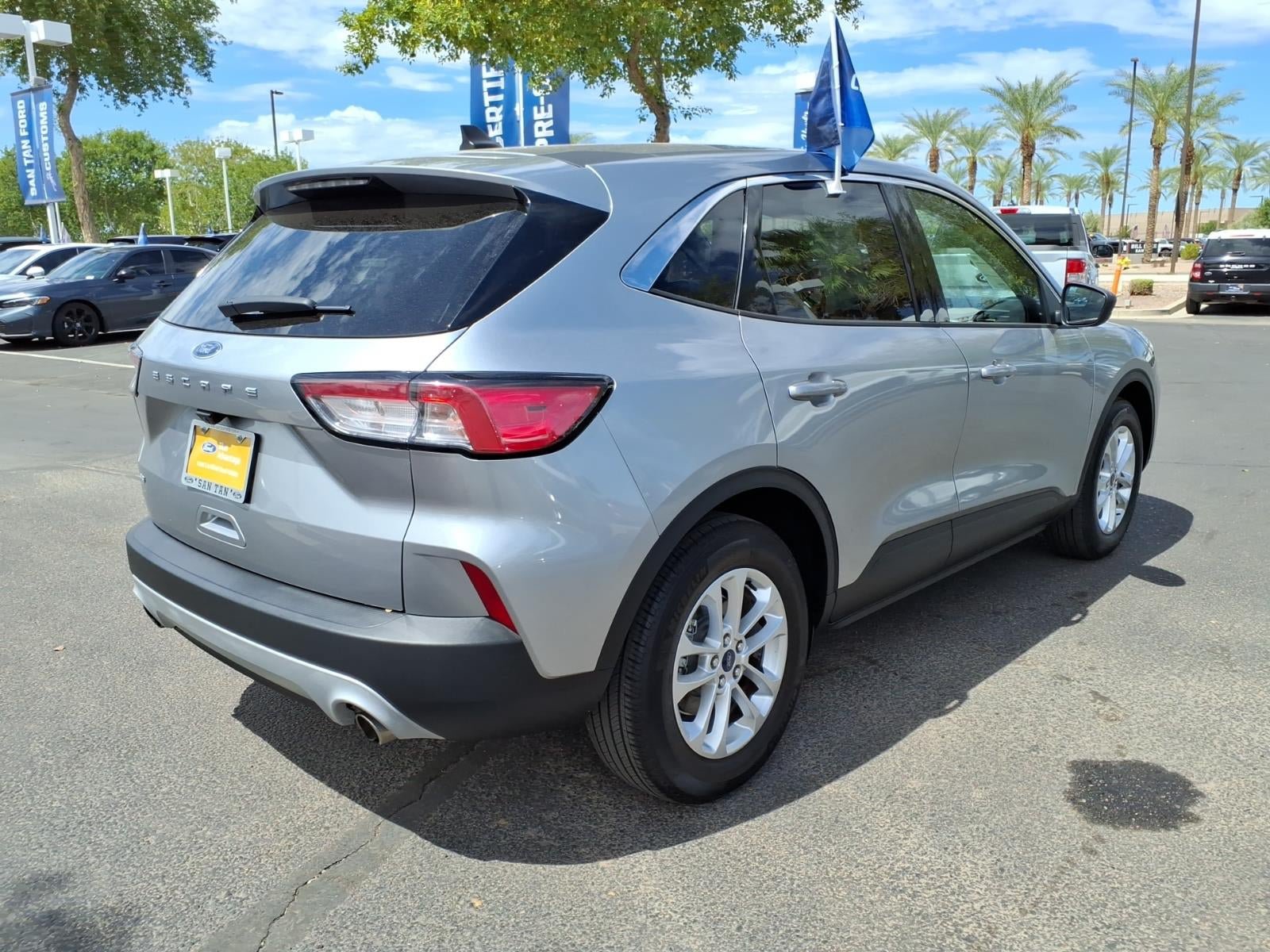 Certified 2022 Ford Escape SE w/ Convenience Package FWD image 4