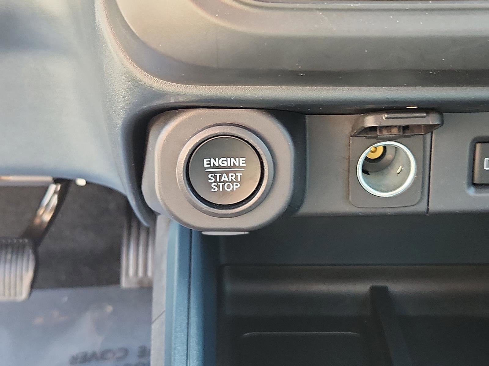 Certified 2024 Ford Maverick Lariat w/ Black Appearance Package image 29