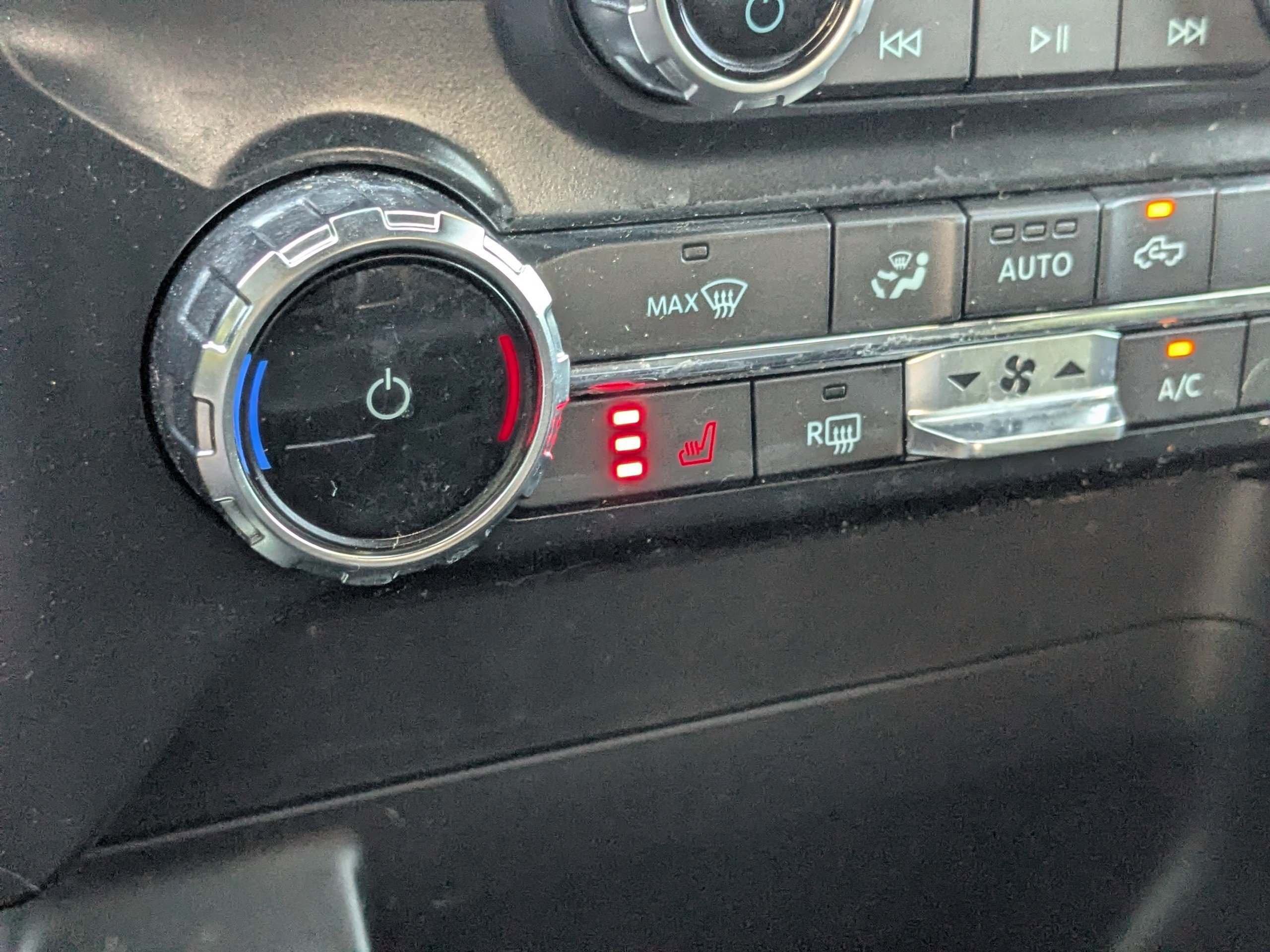 Certified 2022 Ford F150 XLT w/ Equipment Group 302A High image 25