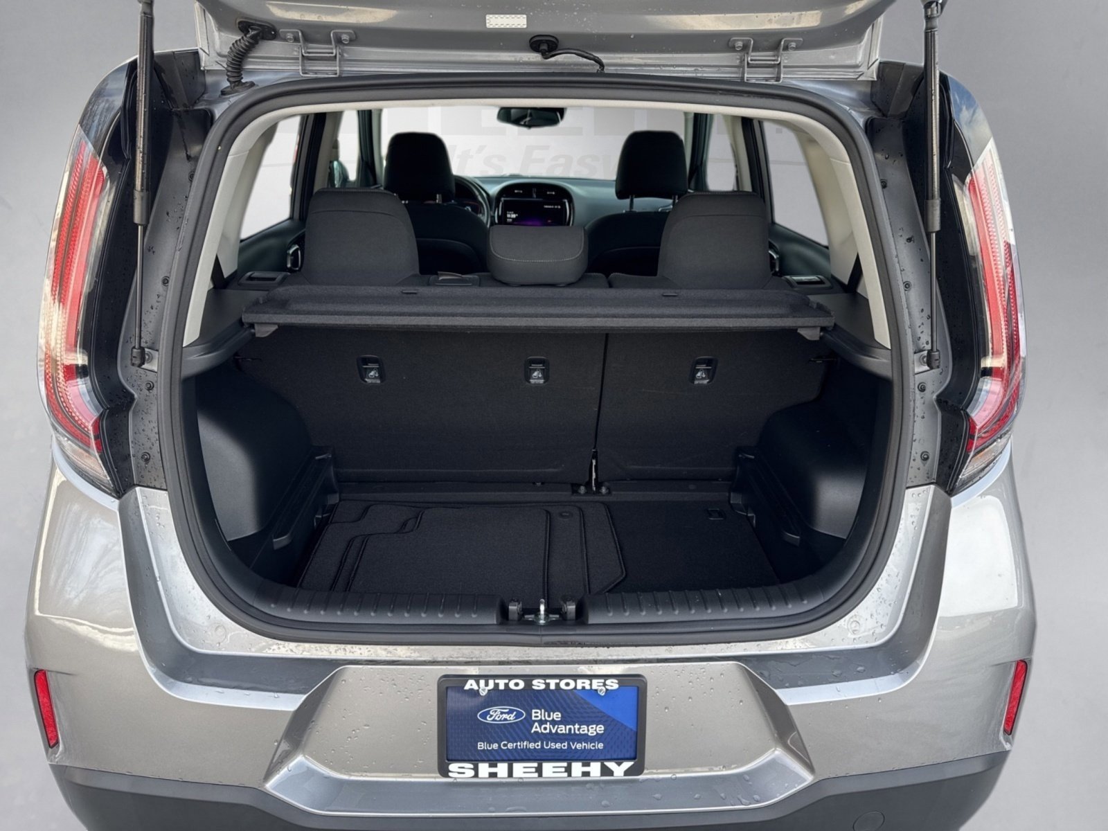 Used 2023 Kia Soul EX image 28