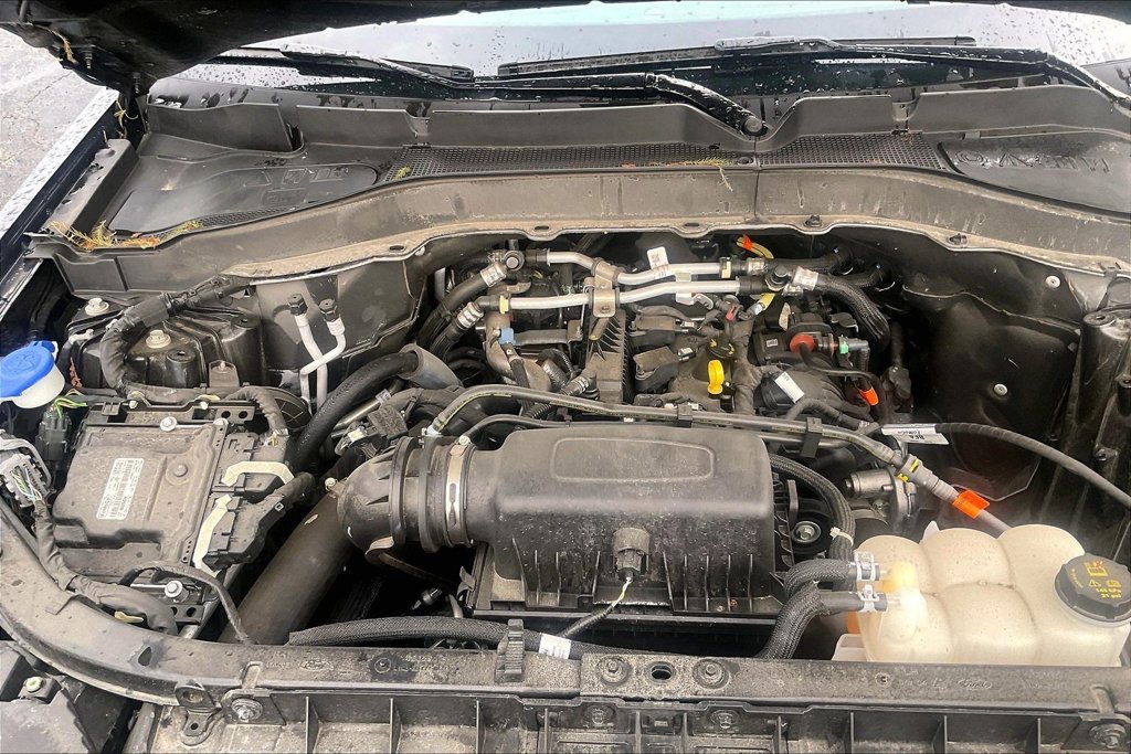 Certified 2024 Ford Explorer XLT w/ Equipment Group 202A AWD/4WD image 33
