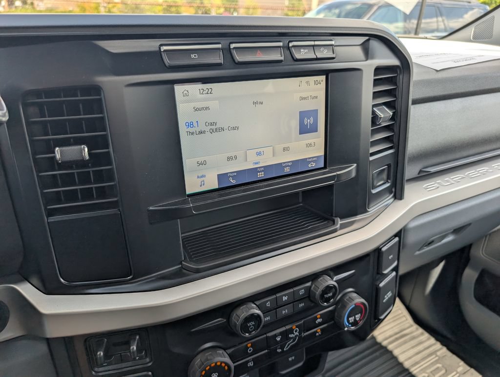 Certified 2024 Ford F350 XLT w/ 360-Degree Camera Package AWD/4WD image 17