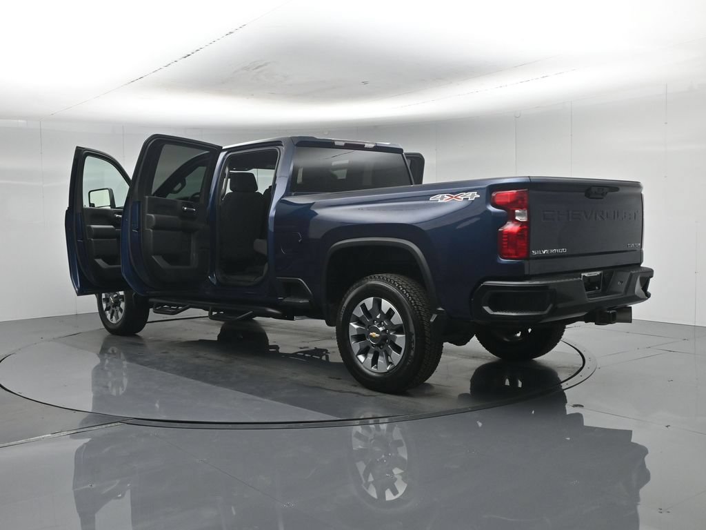 Used 2022 Chevrolet Silverado 2500 Custom w/ Custom Value Package AWD/4WD image 37
