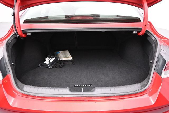 Used 2023 Hyundai Elantra Limited FWD image 27