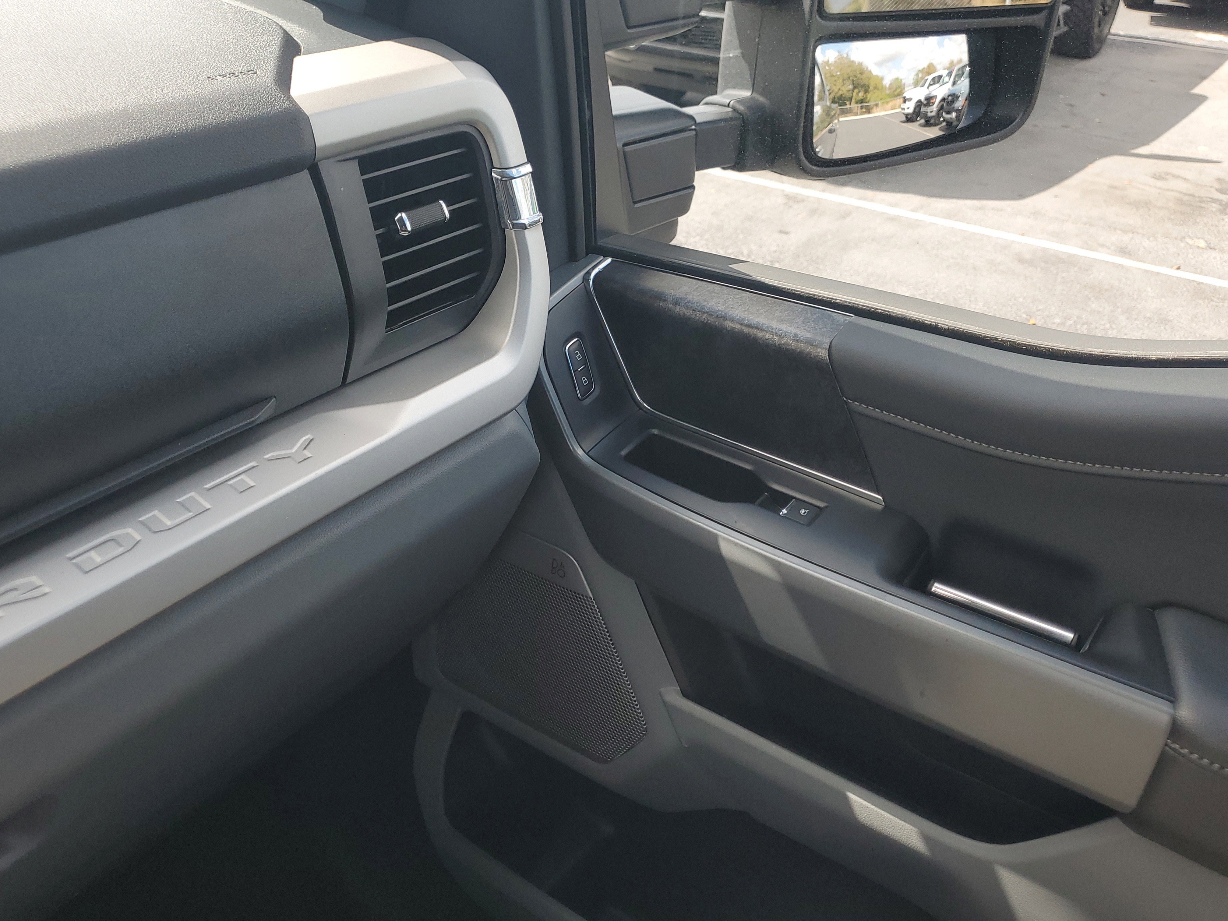 Certified 2024 Ford F250 XLT w/ XLT Premium Package image 26