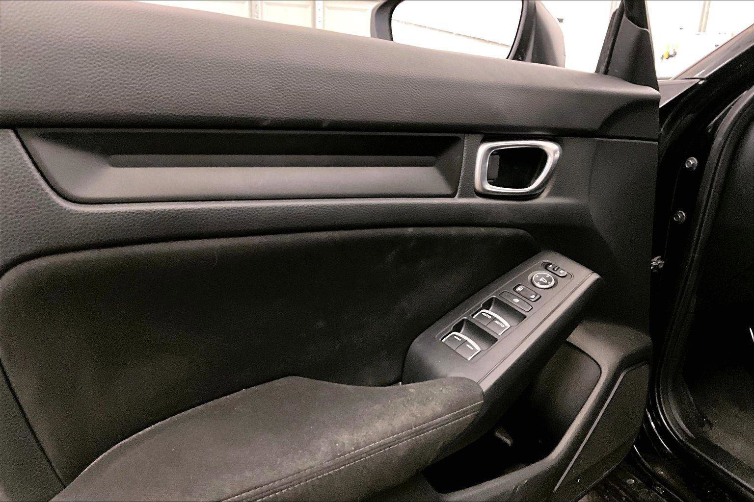 Used 2022 Honda Civic Sport image 22