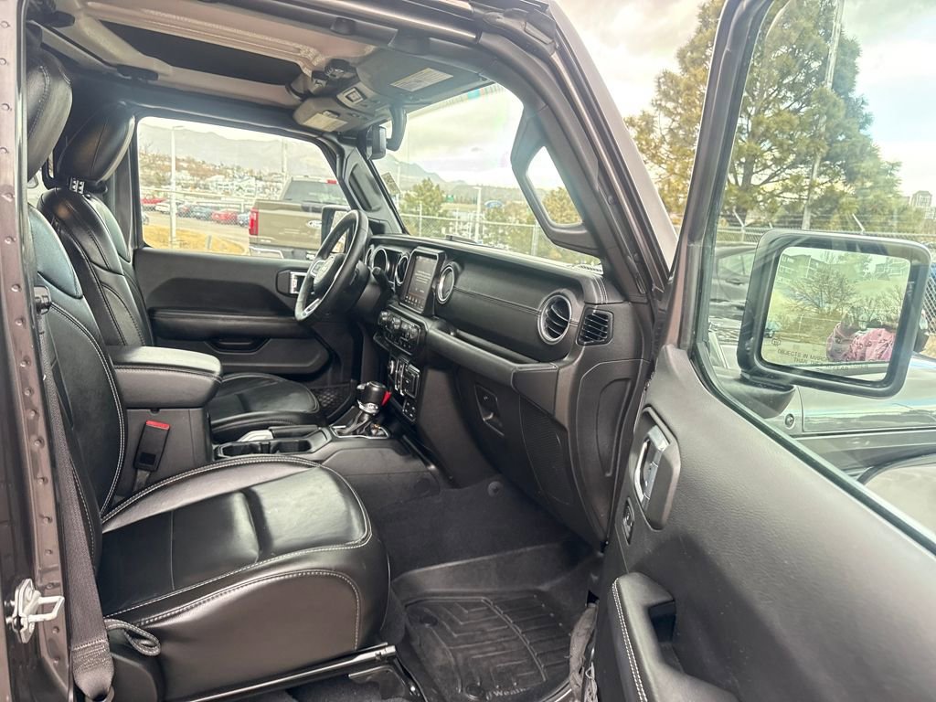 Used 2022 Jeep Wrangler Unlimited Sahara w/ LED Lighting Group image 32