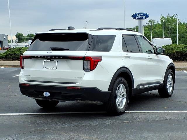 Certified 2025 Ford Explorer Active AWD/4WD image 5