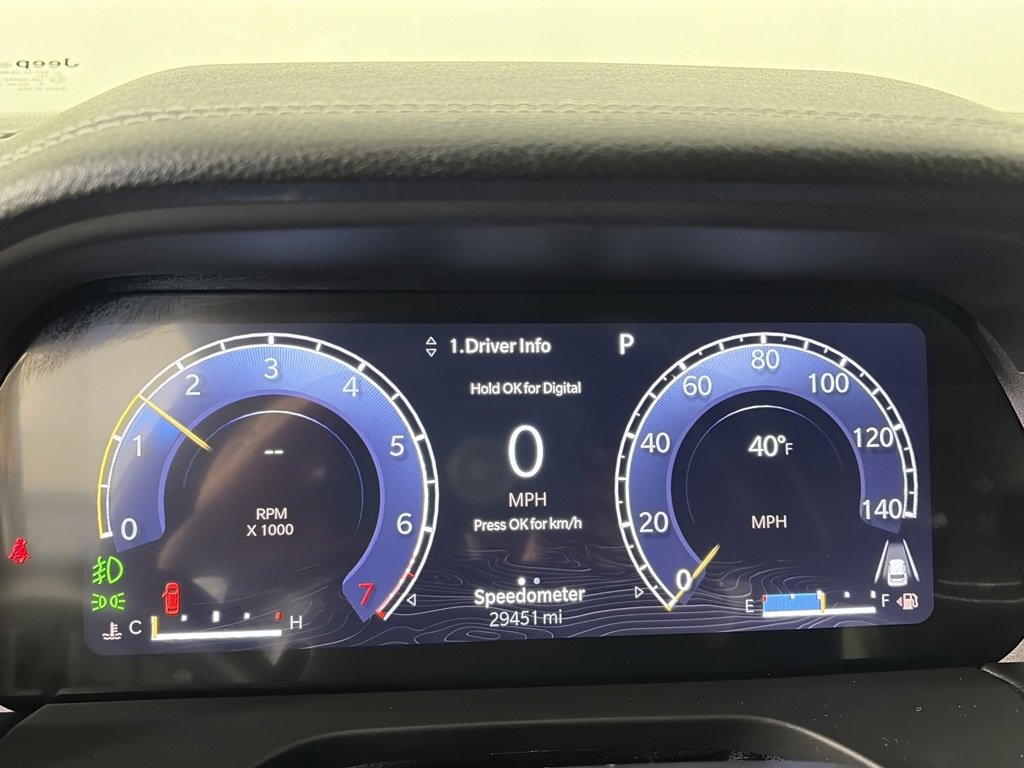 Used 2023 Jeep Grand Cherokee L Limited image 15