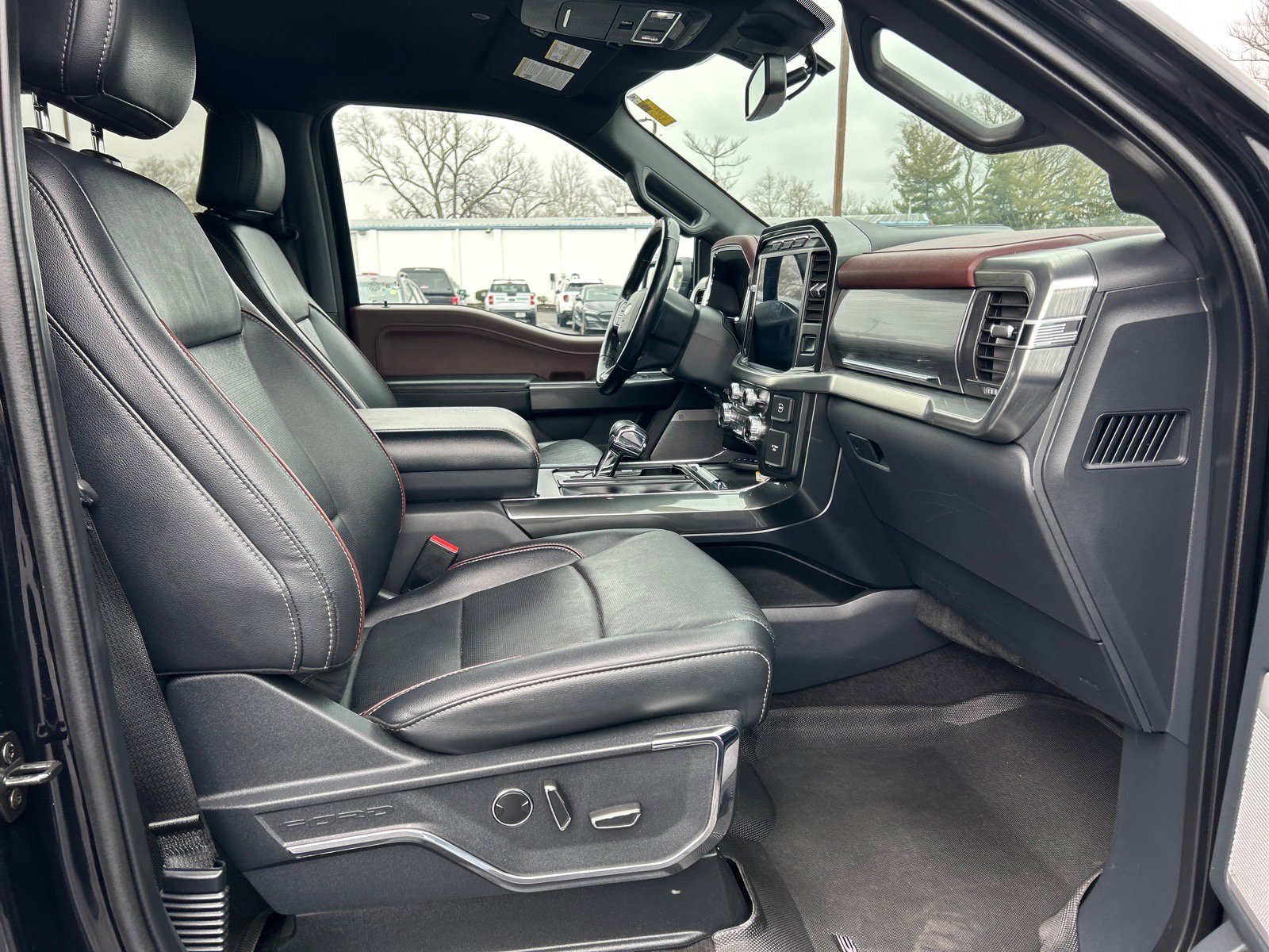 Certified 2021 Ford F150 Lariat w/ Equipment Group 502A High image 16