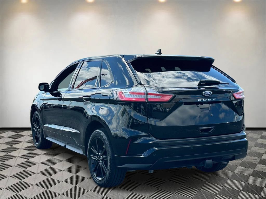 Certified 2024 Ford Edge ST-Line w/ Class II Trailer Tow Package AWD/4WD image 5