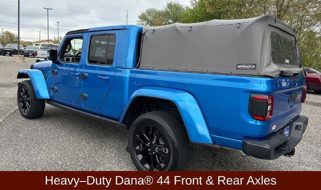Used 2023 Jeep Gladiator Overland AWD/4WD image 18