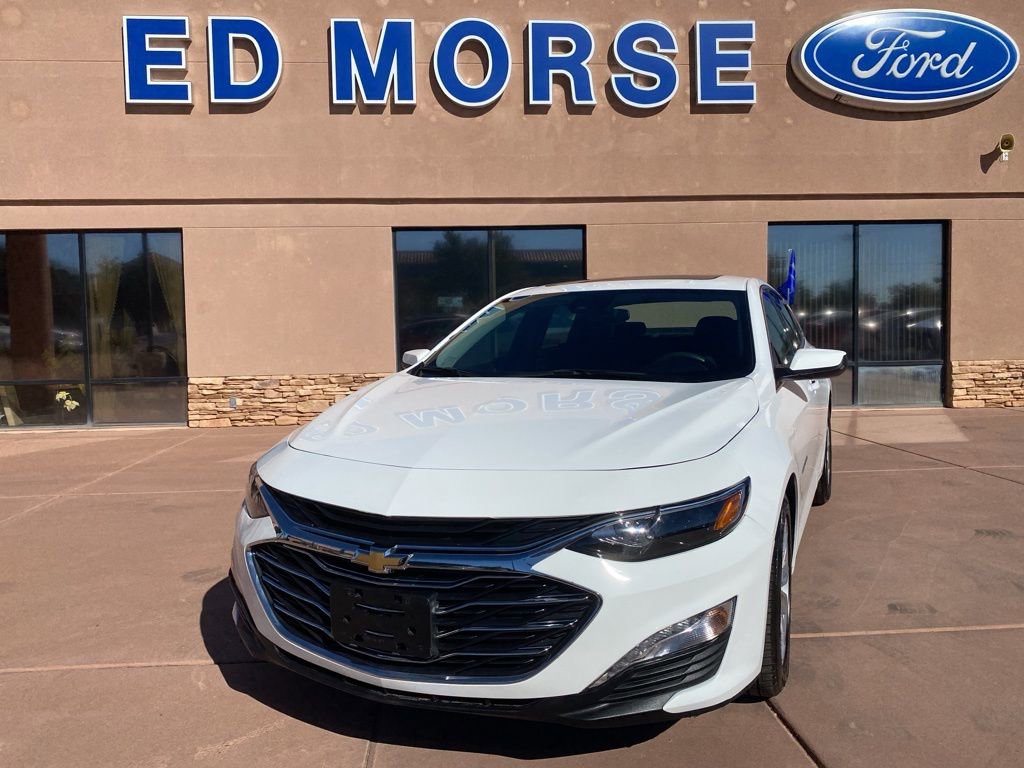 Used 2024 Chevrolet Malibu LT image 1