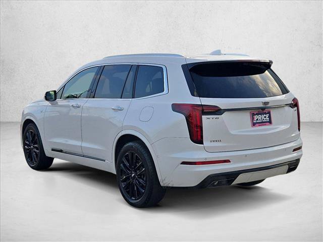 Used 2022 Cadillac XT6 Premium Luxury w/ LPO, ONYX Package FWD image 8