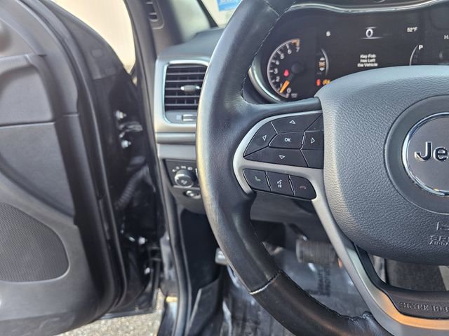 Used 2020 Jeep Grand Cherokee Altitude image 25