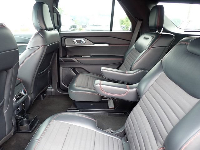 Certified 2026 Ford Explorer ST-Line AWD/4WD image 12