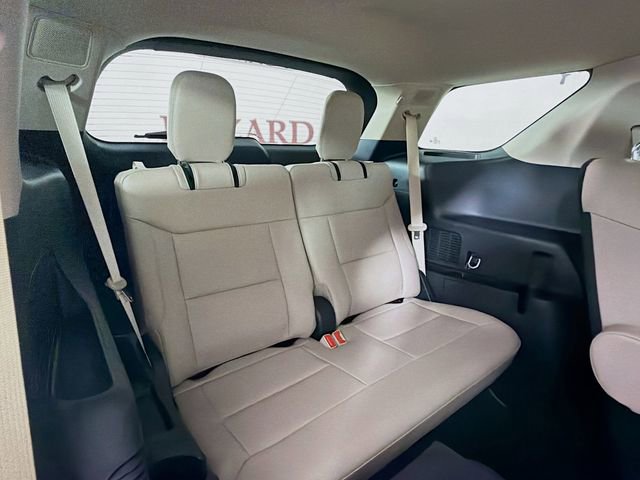Certified 2023 Ford Explorer XLT w/ Equipment Group 202A RWD image 34