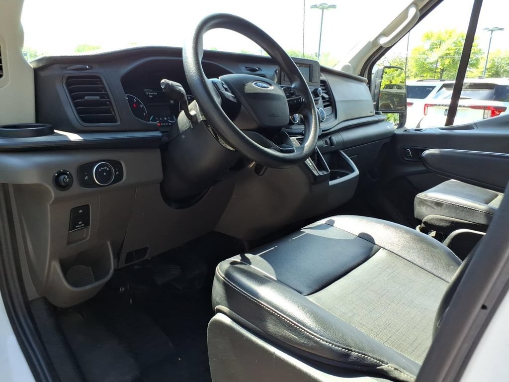 Certified 2024 Ford Transit 250 148 Medium Roof Extended AWD image 11