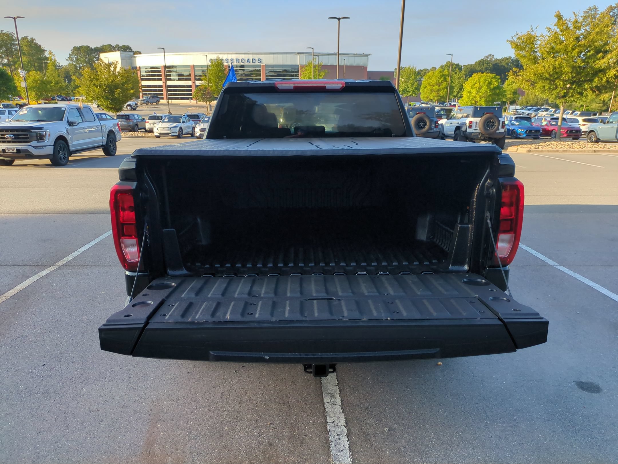 Used 2024 GMC Sierra 1500 Elevation AWD/4WD image 32