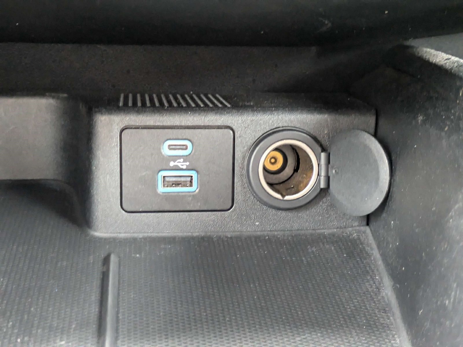 Certified 2021 Ford Escape SE w/ Convenience Package FWD image 23