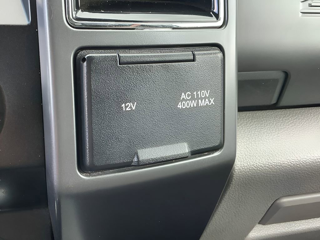 Certified 2020 Ford F250 XLT w/ XLT Premium Package AWD/4WD image 20
