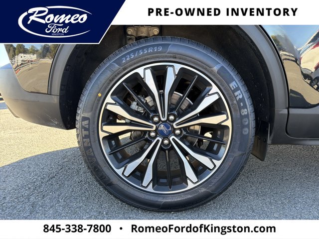 Certified 2022 Ford Escape SE w/ SE Sport Appearance Package AWD/4WD image 32