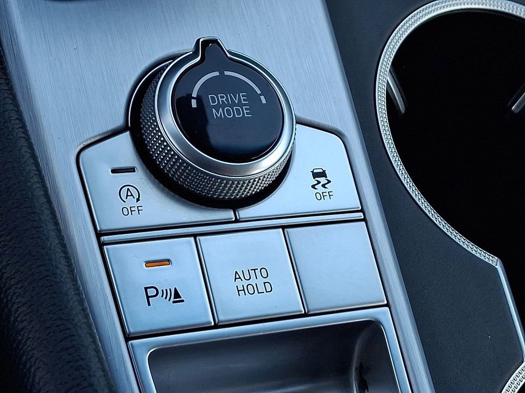 Used 2021 Genesis G70 2.0T w/ Elite Package image 26