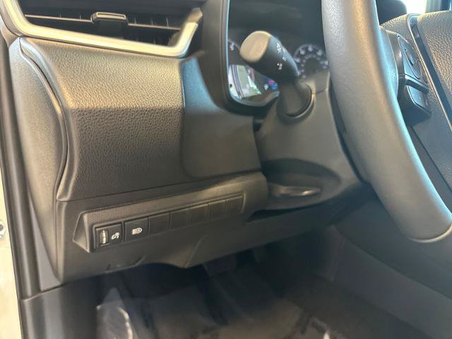 Used 2025 Toyota Corolla SE FWD image 29