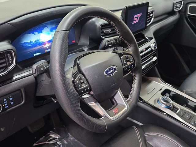 Certified 2022 Ford Explorer ST w/ ST Street Pack AWD/4WD image 12