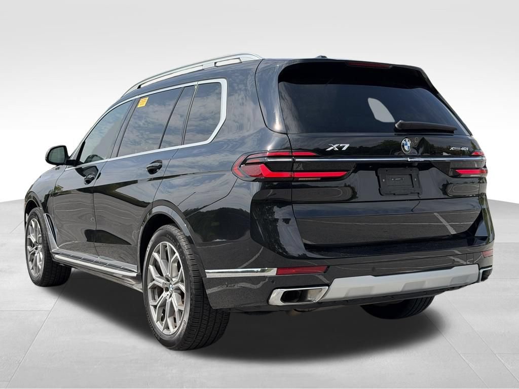 Used 2024 BMW X7 xDrive40i AWD/4WD image 5
