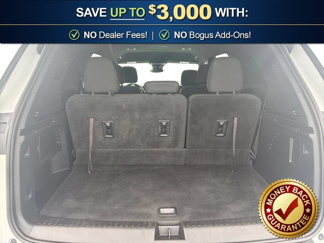 Used 2024 Chevrolet Traverse LT FWD image 24