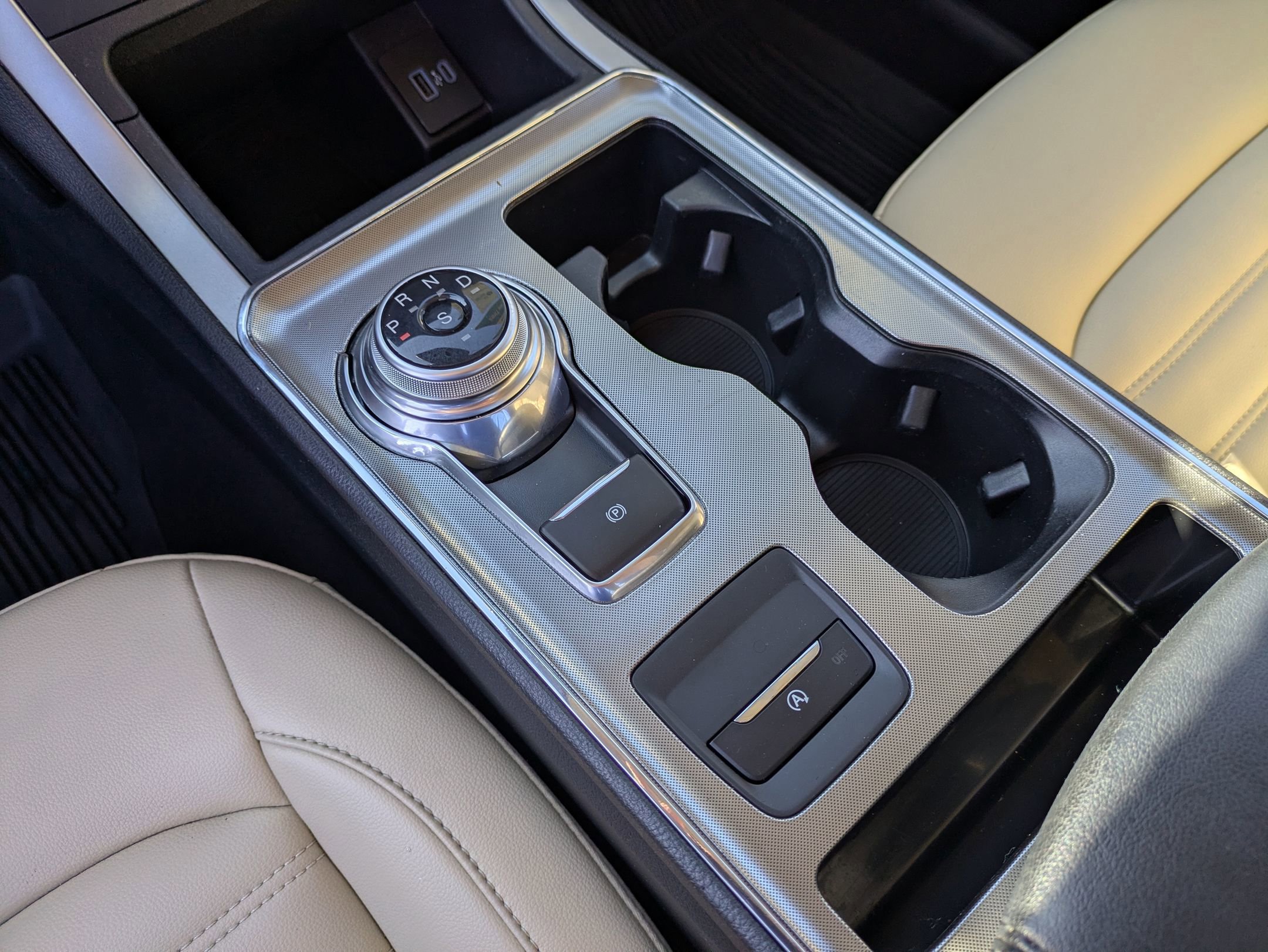 Certified 2022 Ford Edge SEL w/ Convenience Package image 27