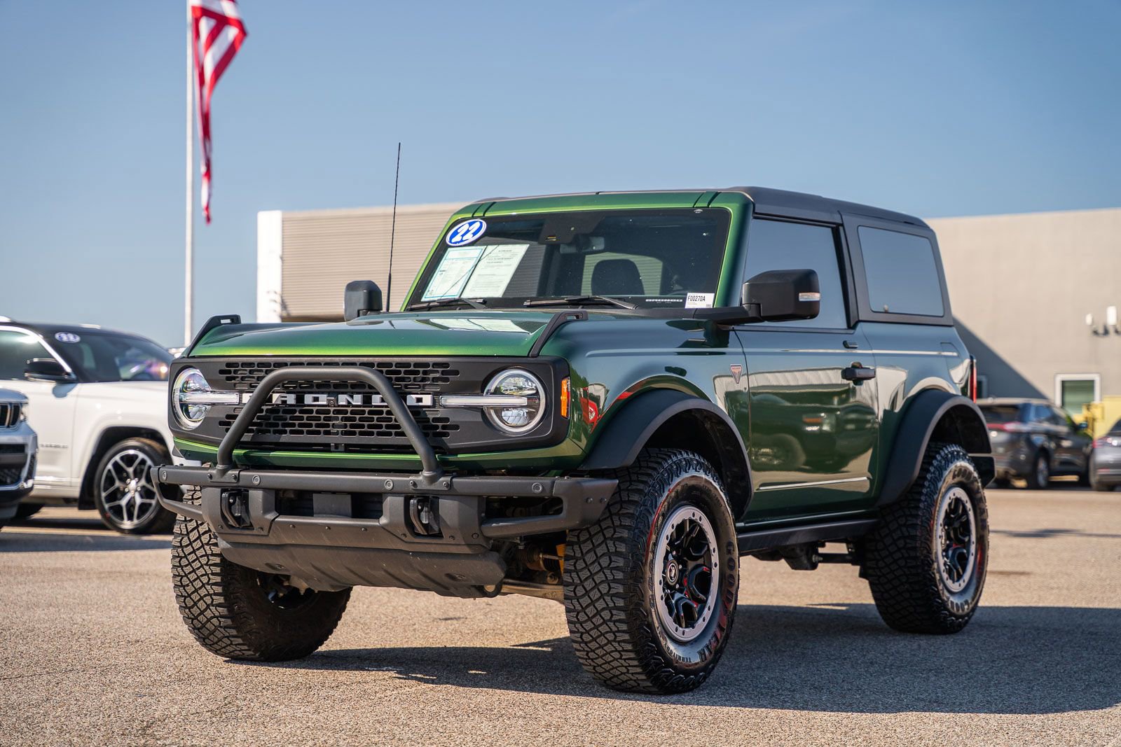 Certified 2022 Ford Bronco Badlands AWD/4WD image 3