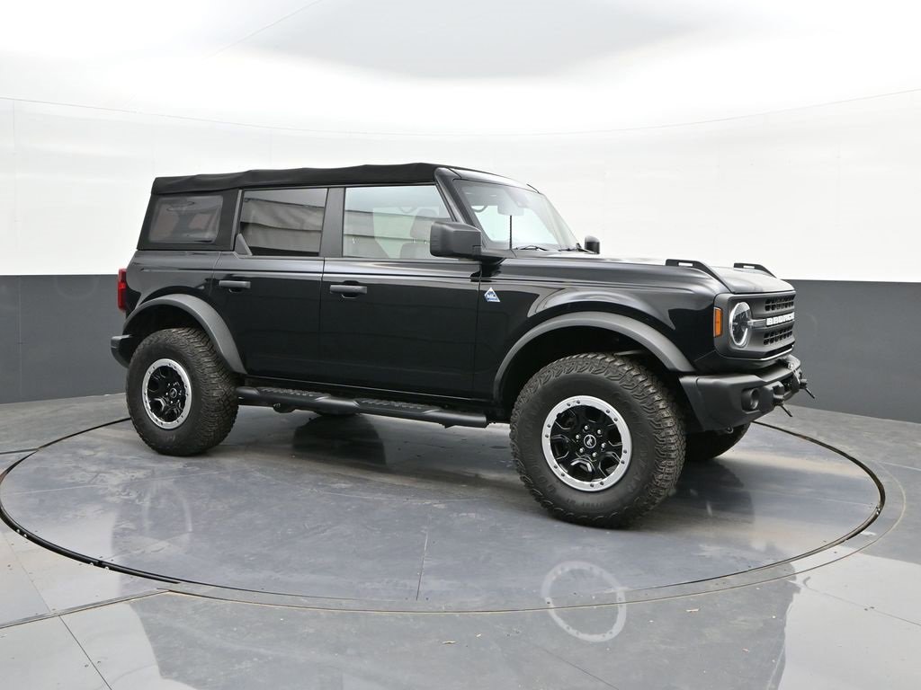 Certified 2023 Ford Bronco Black Diamond w/ Sasquatch Package image 17