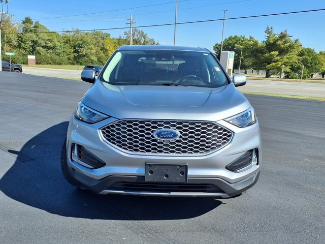 Certified 2024 Ford Edge SEL w/ Convenience Package AWD/4WD image 8