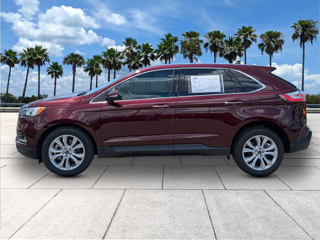 Certified 2021 Ford Edge Titanium FWD image 4