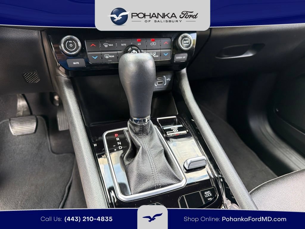 Used 2025 Jeep Compass Limited AWD/4WD image 14