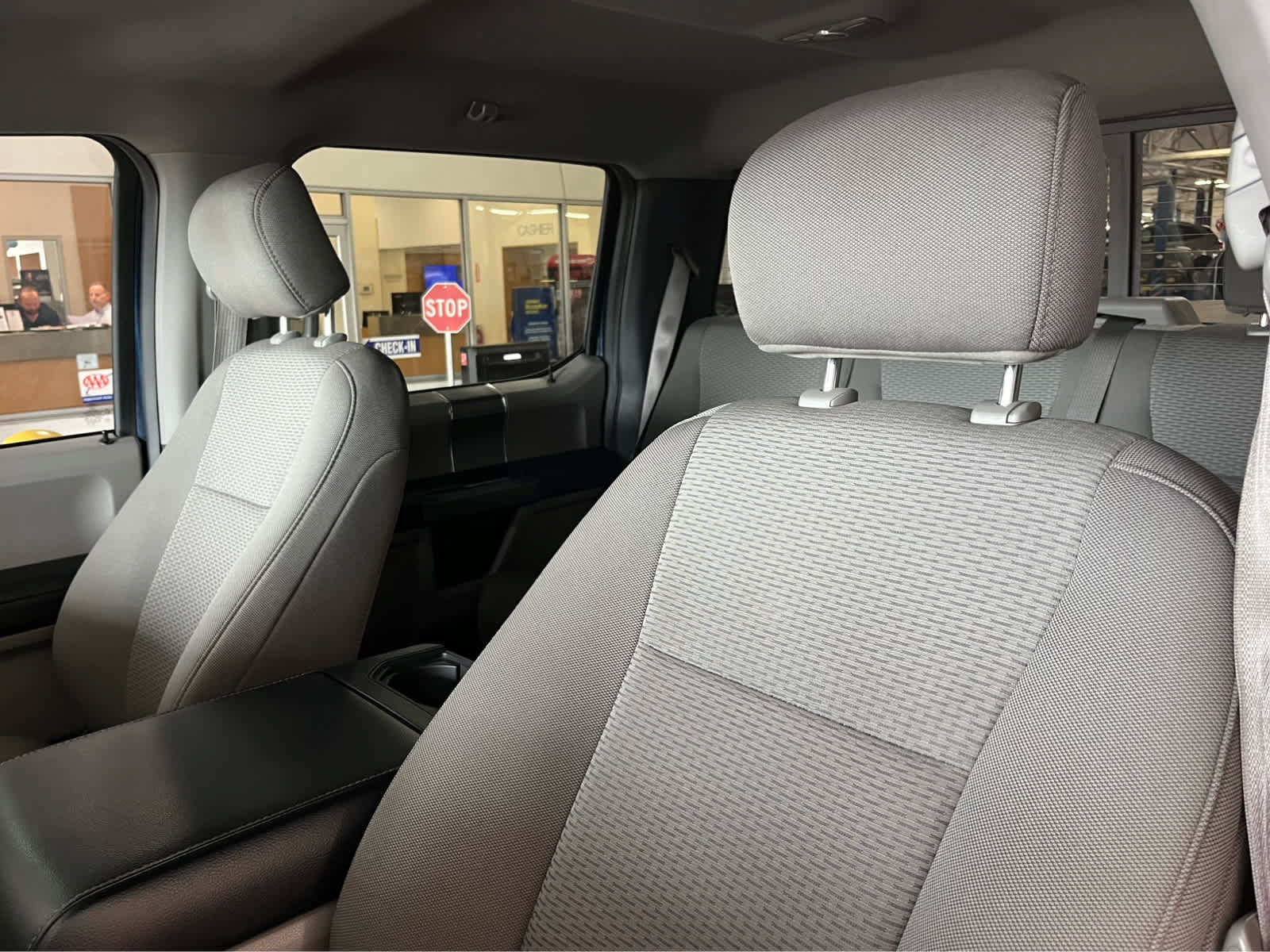 Certified 2019 Ford F150 XLT w/ Equipment Group 302A Luxury AWD/4WD image 28